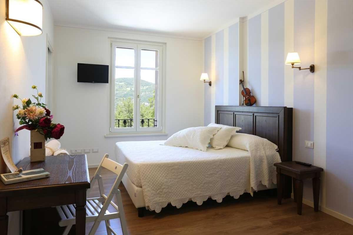 Villa Gelsomina Varano deʼ Melegari Kültér fotó